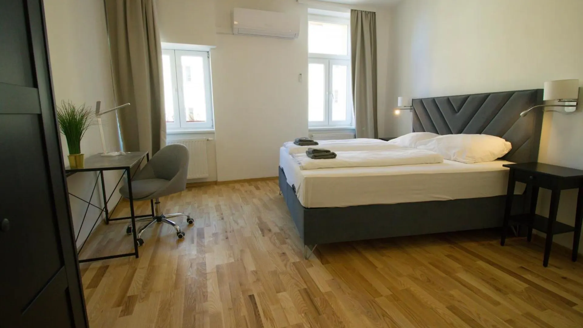 Grosszuegiges Stadtleben L Lf25 Vienna 0*,  Austria